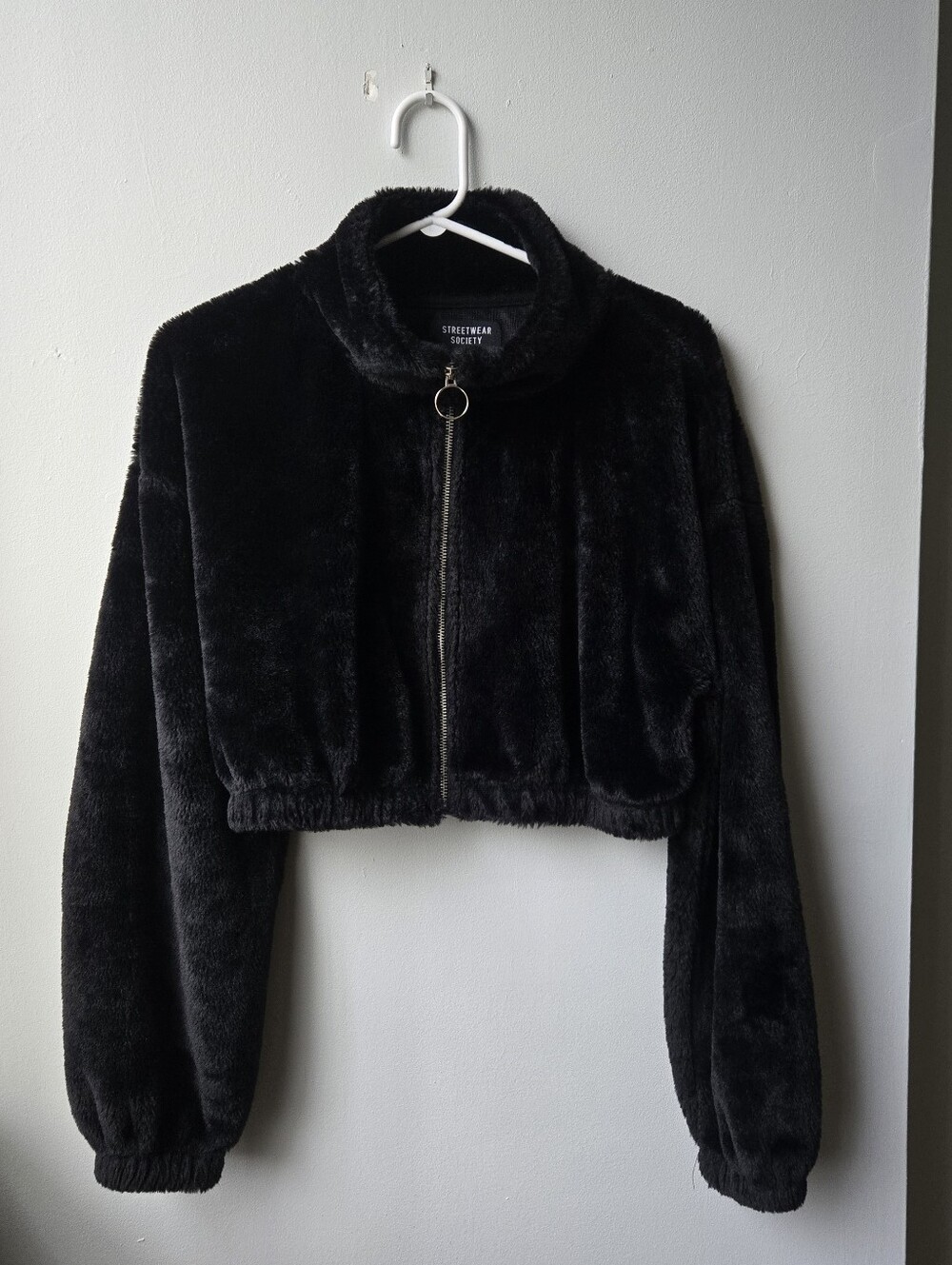 Streetwear Society Med Black Faux Fur Cropped Jacket Plush Teddy Y2K Glam Cozy